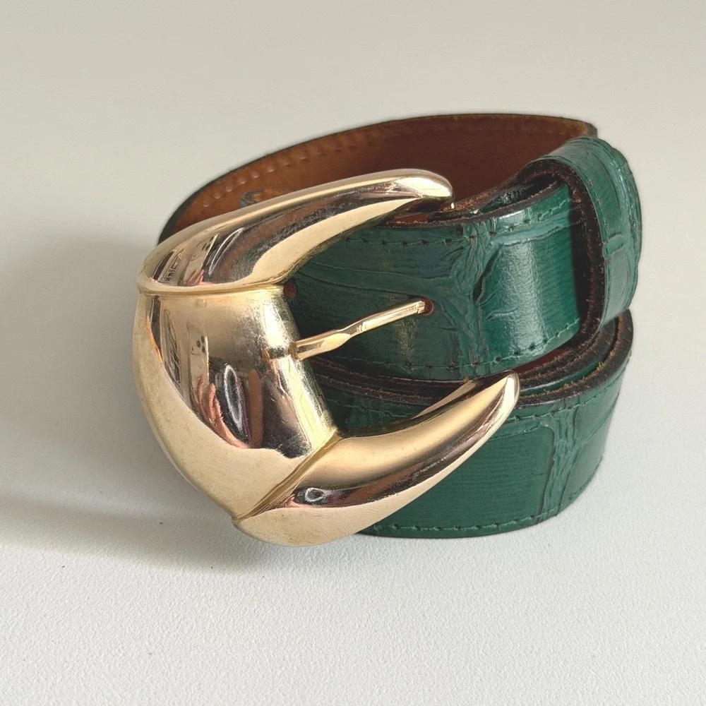 VTG Green Crocodile Embossed Leather Belt ML Gold Sculptural Buckle made in USA